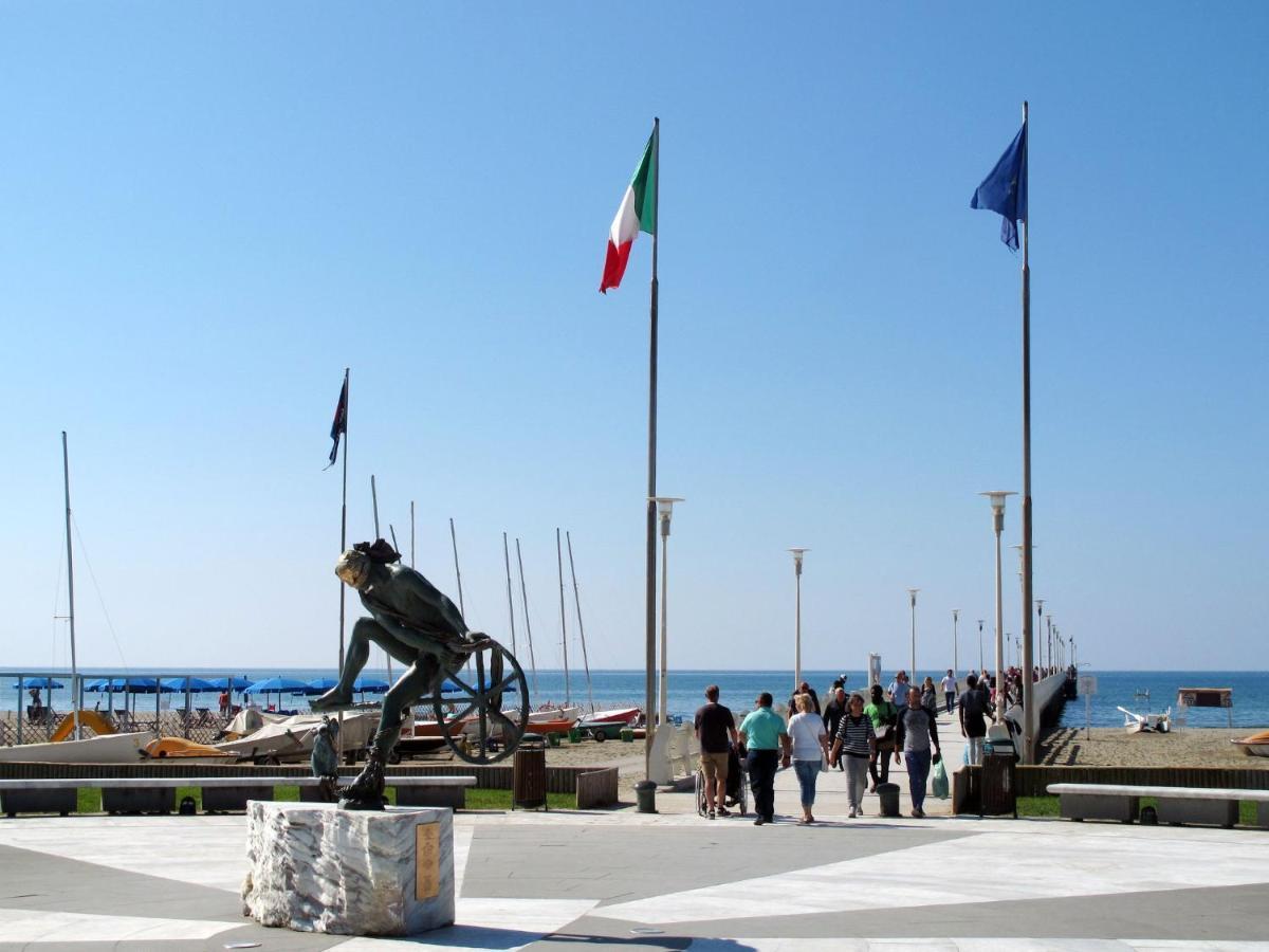 Apartment Il Litorale By Interhome Φόρτε ντε Μάρμι Εξωτερικό φωτογραφία